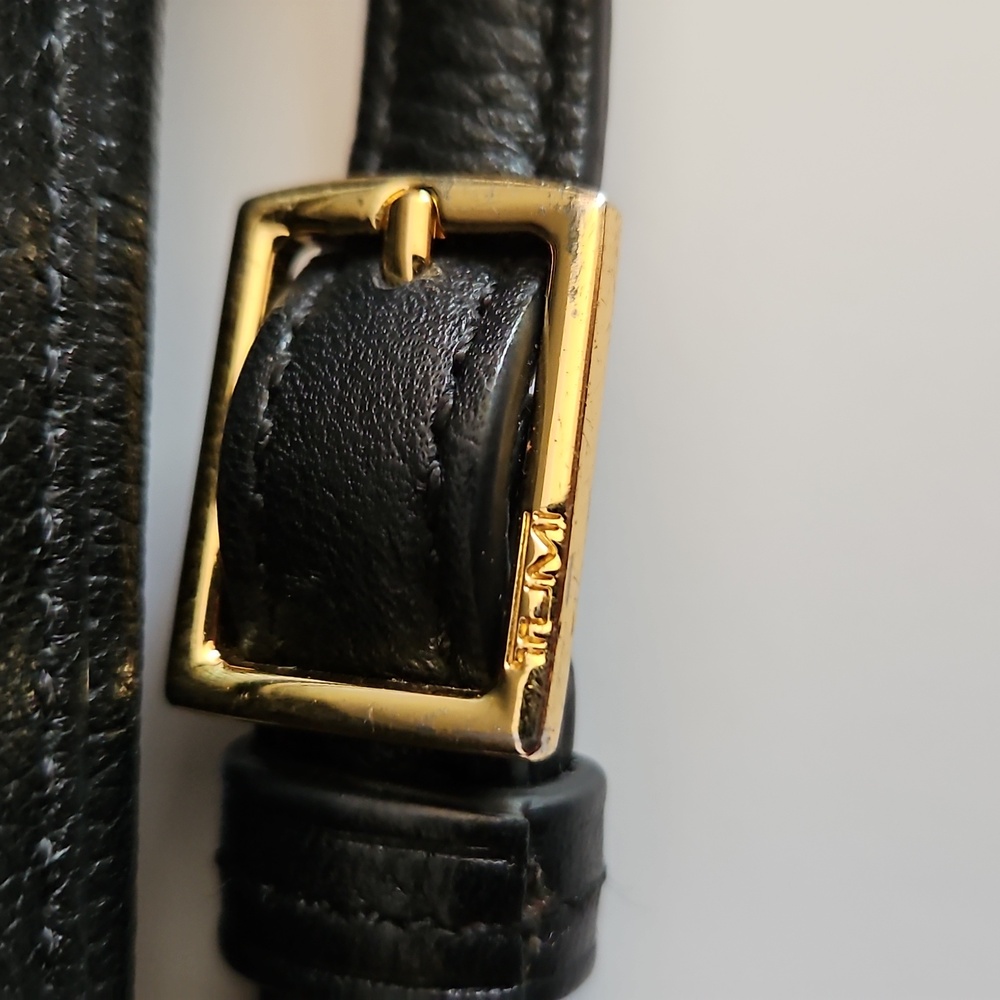 TUMI Black Leather Crossbody Bag Detachable Strap - Picture 5 of 17